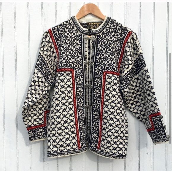 Norlender Sweaters - Norlender wool cardigan made in Norway XL